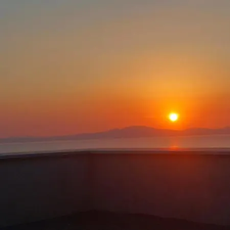 Refoulo Tower Дом отдыха Agios Nikon