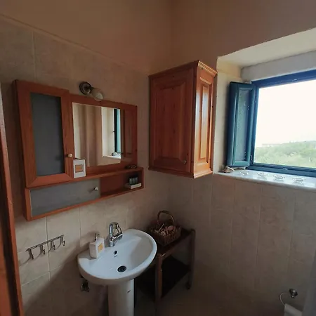 Дом отдыха Refoulo Tower Agios Nikon